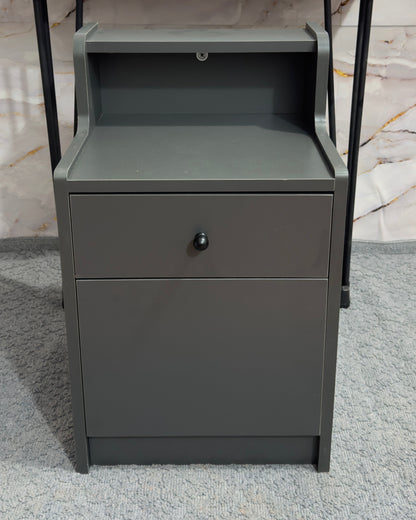 Çelik Kasa ve Gizli Bölmeli Komodin